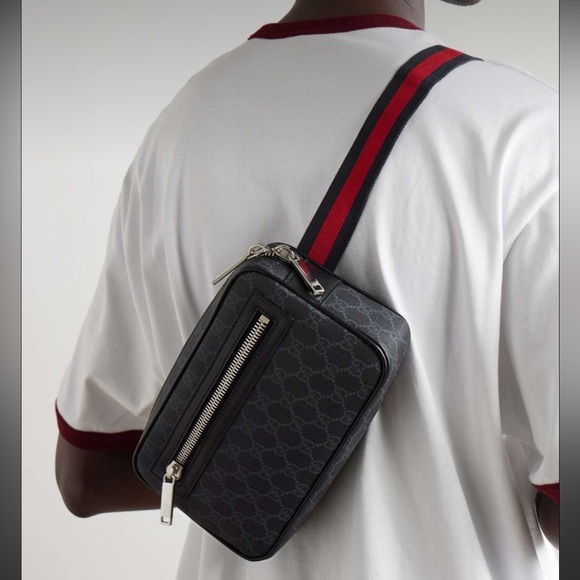Gucci Handbags - Gucci GG supreme monogram belt bag